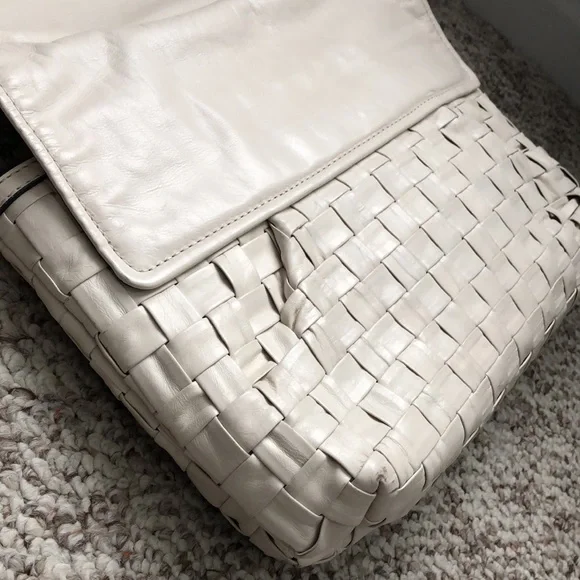NWT Marc jacobs cream calf leather woven clutch